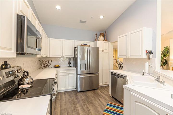24821  Lakemont Cove  LN, Bonita Springs, FL 34134