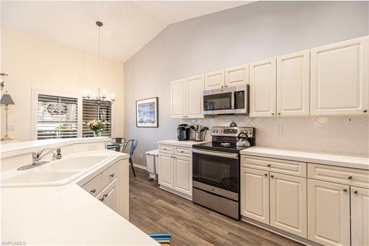 24821  Lakemont Cove  LN, Bonita Springs, FL 34134