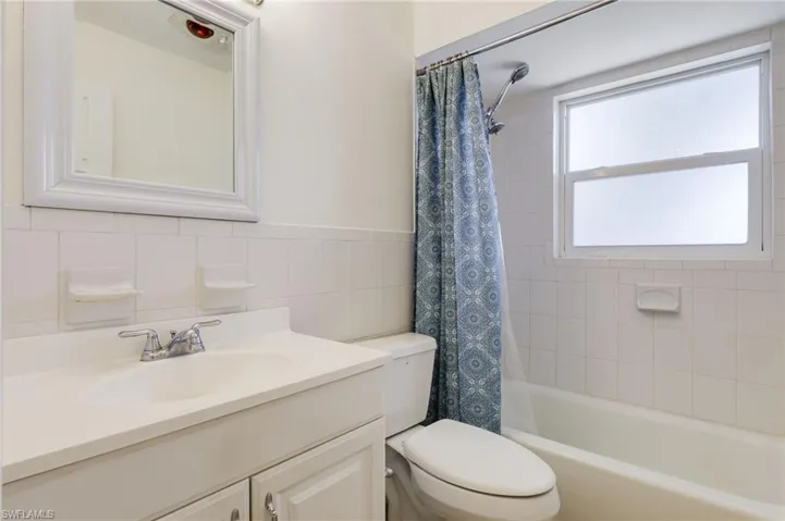 1934  Howe  CT, North Fort Myers, FL 33903