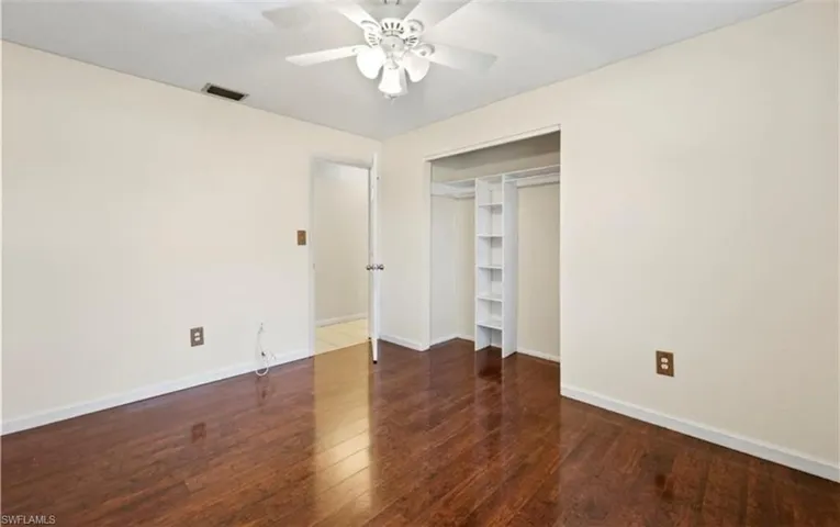 1934  Howe  CT, North Fort Myers, FL 33903