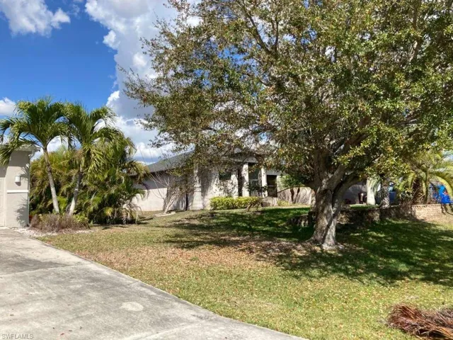 2637 Nw 1st St, Cape Coral, Florida 33993