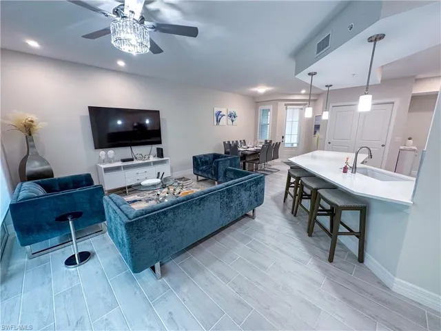 220  Indies Dr E  , Naples, FL 34114