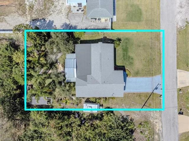 1604  Karen S AVE, Lehigh Acres, FL 33976
