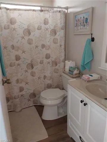 9210  Bonita  DR, North Fort Myers, FL 33903