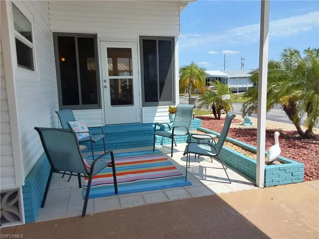 9210  Bonita  DR, North Fort Myers, FL 33903