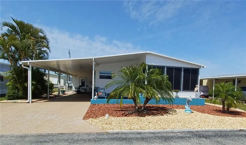 9210  Bonita  DR, North Fort Myers, FL 33903