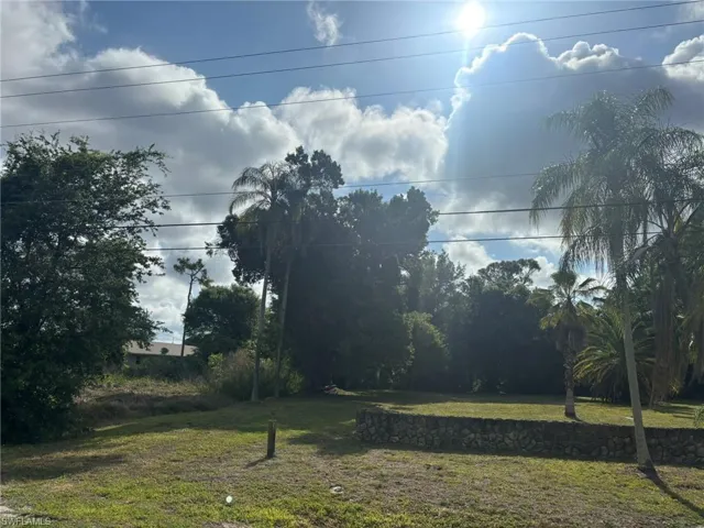 2948 Garden St, North Fort Myers, Florida 33917