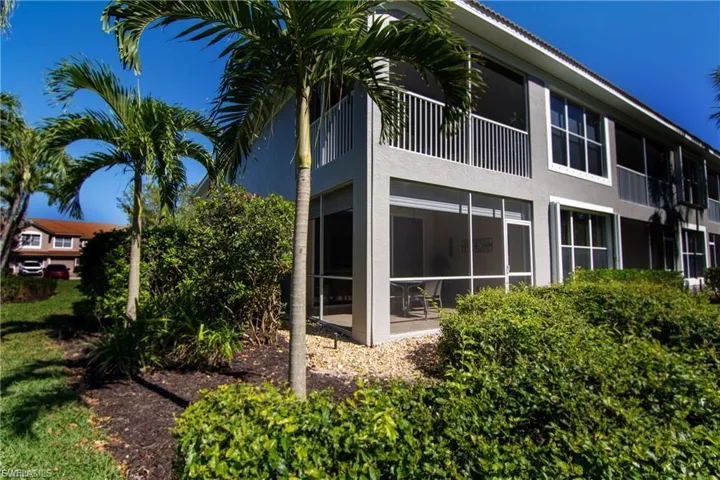 Enjoy sunny afternoons overlooking the Preserve on your screened lanai.