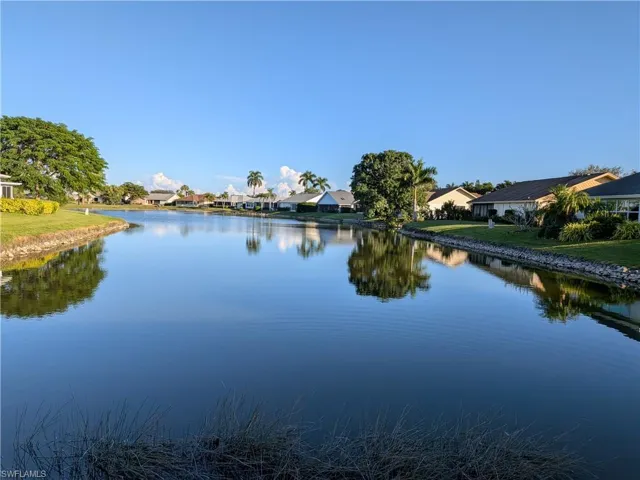 104 Fleur De Lis Ln, Naples, Florida 34112