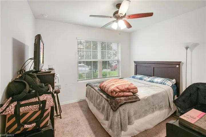 19420  Mossy Ledge  TER, Lehigh Acres, FL 33936
