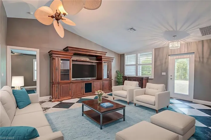 Virtually Staged Livingroom