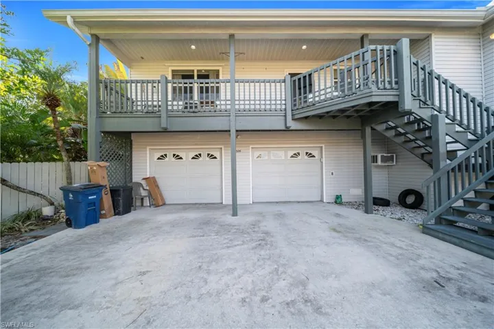 17324/17326 Whitewater Ct 326, Fort Myers Beach, Florida 33931