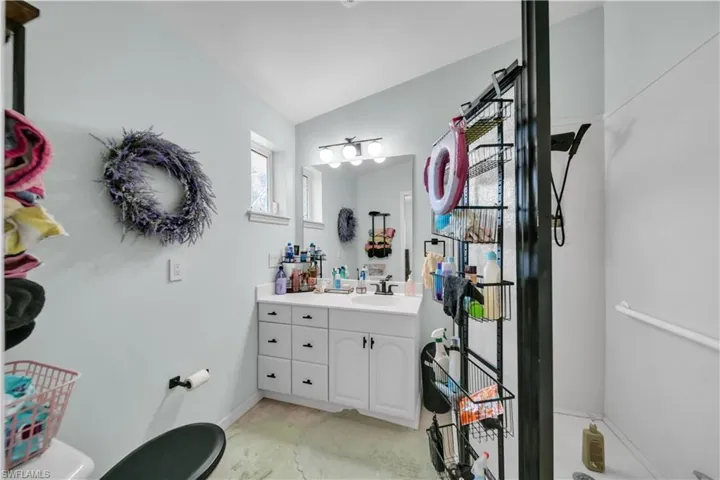 17324/17326 Whitewater Ct 326, Fort Myers Beach, Florida 33931
