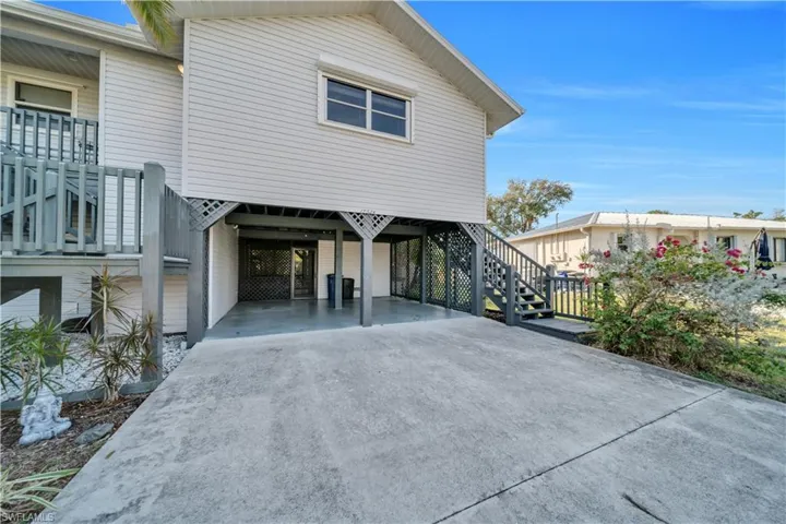 17324/17326 Whitewater Ct 326, Fort Myers Beach, Florida 33931