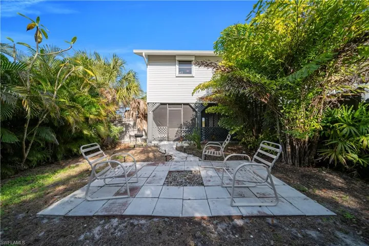 17324/17326 Whitewater Ct 326, Fort Myers Beach, Florida 33931