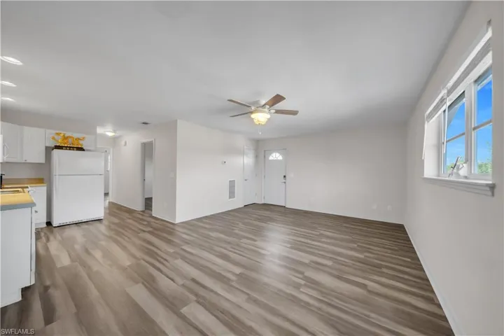 17324/17326 Whitewater Ct 326, Fort Myers Beach, Florida 33931