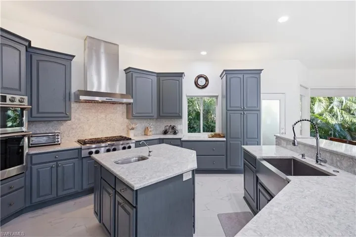 27231 Lakeway Ct, Bonita Springs, Florida 34134