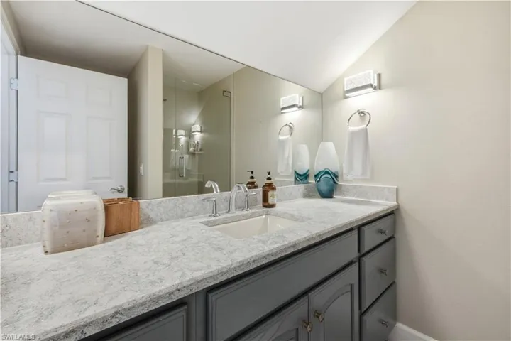 27231 Lakeway Ct, Bonita Springs, Florida 34134