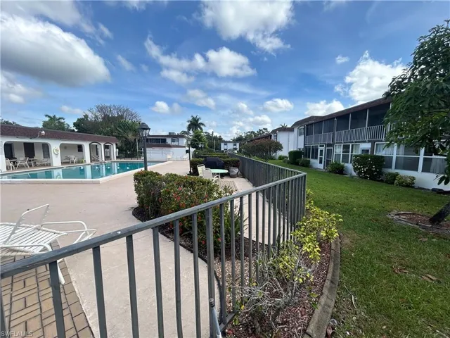 2828  Jackson  ST, Fort Myers, FL 33901