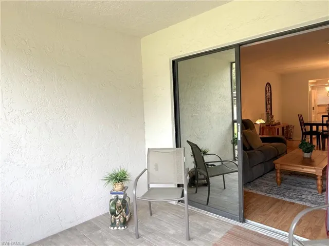 2121 Collier Ave 109, Fort Myers, Florida 33901