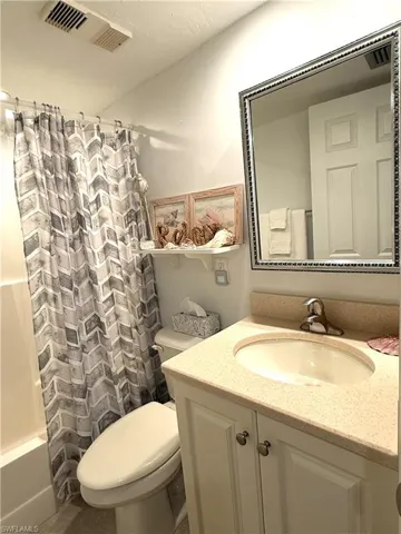 2121 Collier Ave 109, Fort Myers, Florida 33901