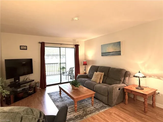 2121 Collier Ave 109, Fort Myers, Florida 33901