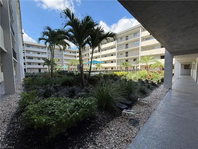 2121 Collier Ave 109, Fort Myers, Florida 33901