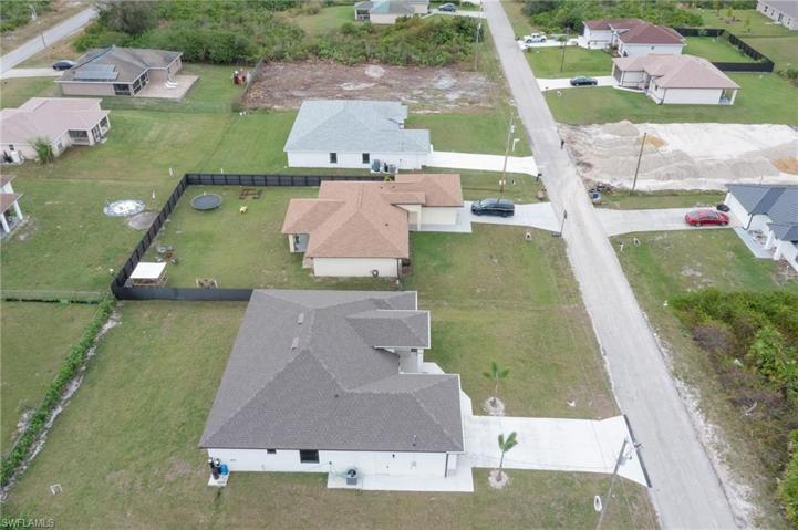 3303  21st SW ST, Lehigh Acres, FL 33976