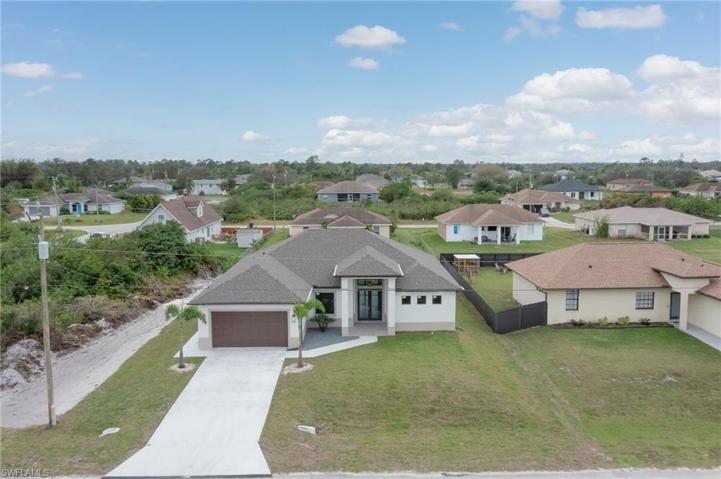 3303  21st SW ST, Lehigh Acres, FL 33976