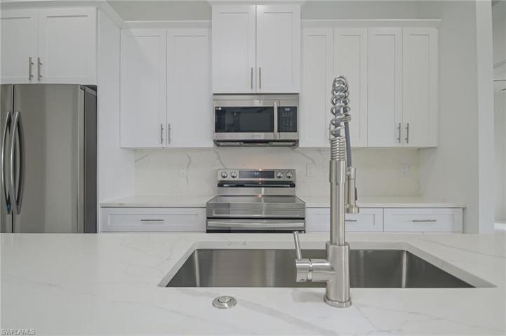 3303  21st SW ST, Lehigh Acres, FL 33976