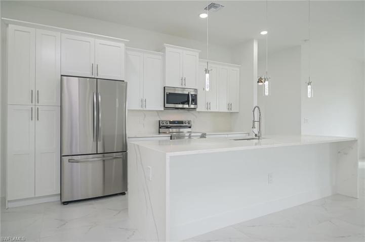 3303  21st SW ST, Lehigh Acres, FL 33976