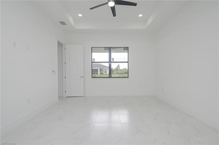 3303  21st SW ST, Lehigh Acres, FL 33976