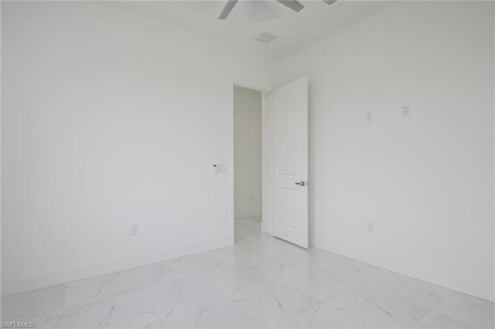 3303  21st SW ST, Lehigh Acres, FL 33976
