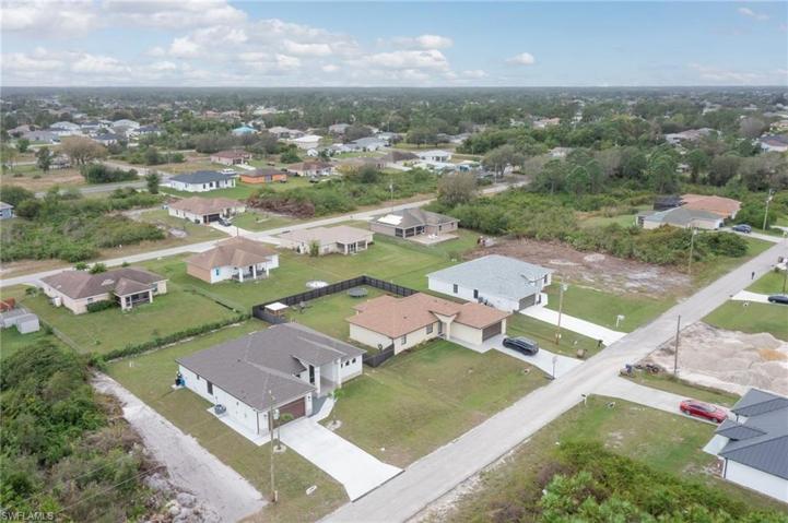 3303  21st SW ST, Lehigh Acres, FL 33976