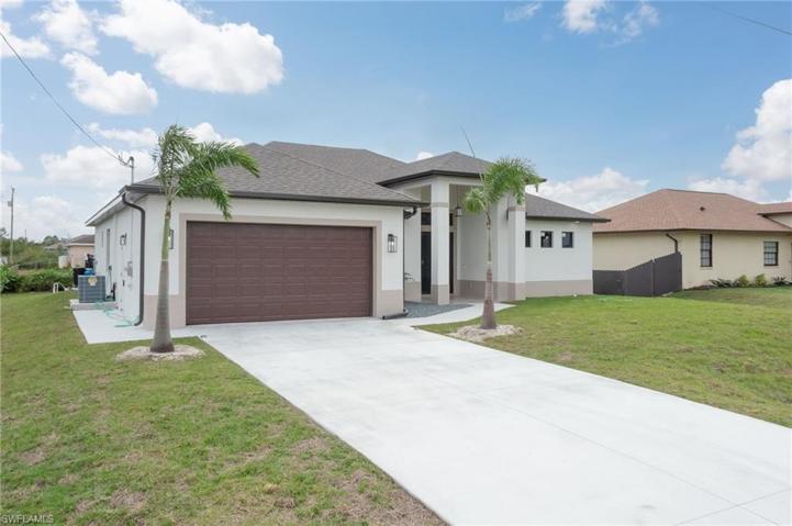 3303  21st SW ST, Lehigh Acres, FL 33976
