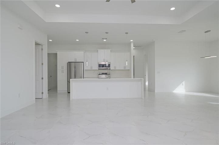 3303  21st SW ST, Lehigh Acres, FL 33976