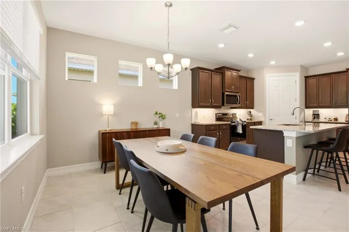 844 Heather Lake Ave, Cape Coral, Florida 33993