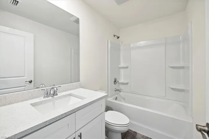 1813 NW 16th  TER, Cape Coral, FL 33993