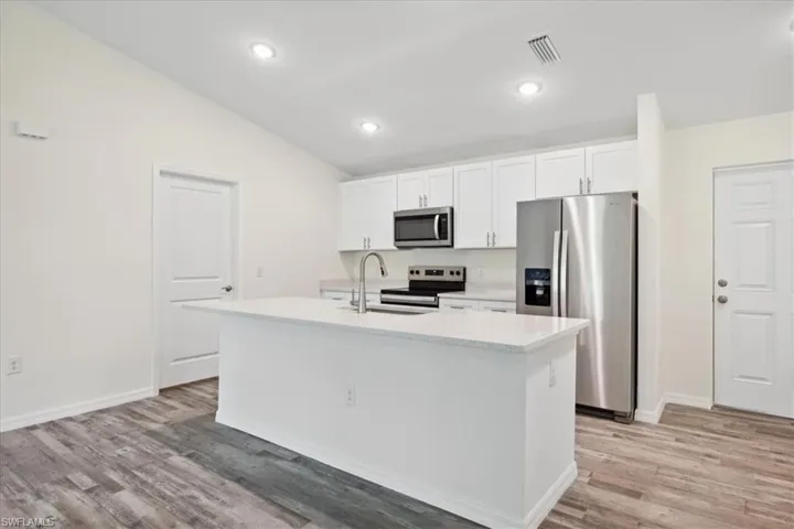 1813 NW 16th  TER, Cape Coral, FL 33993