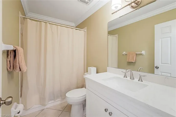 3011 Sandpiper Bay Cir # C303, Naples Fl 34112