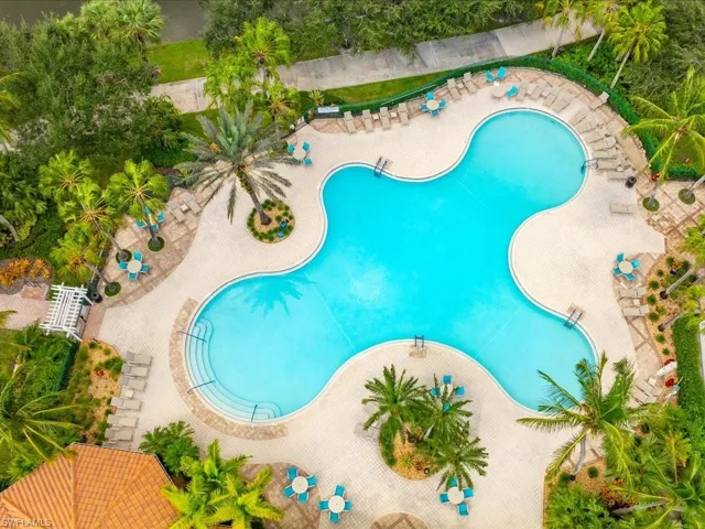 7654  Hernando  CT, Naples, FL 34114