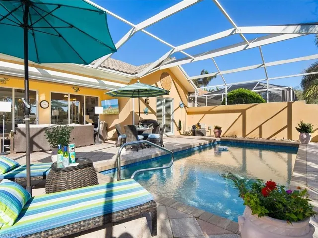 7654  Hernando  CT, Naples, FL 34114