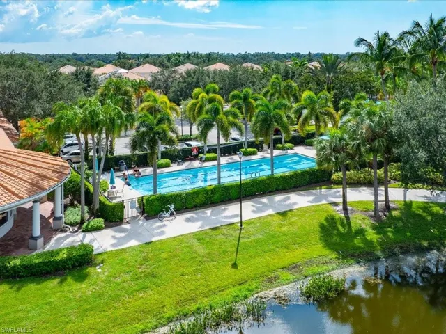 7654  Hernando  CT, Naples, FL 34114