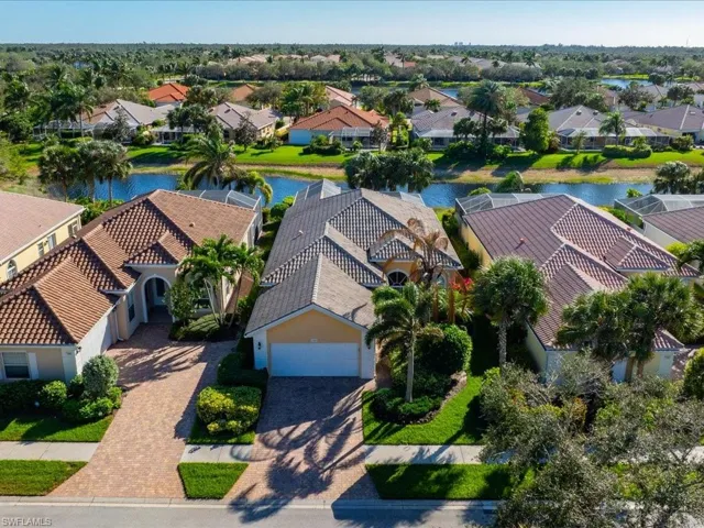 7654  Hernando  CT, Naples, FL 34114