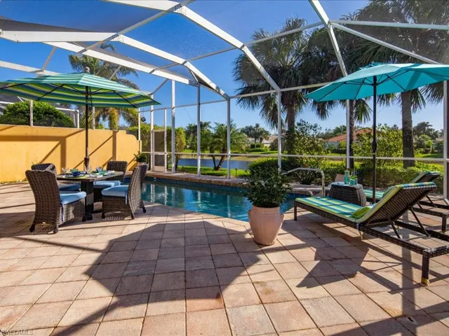 7654  Hernando  CT, Naples, FL 34114