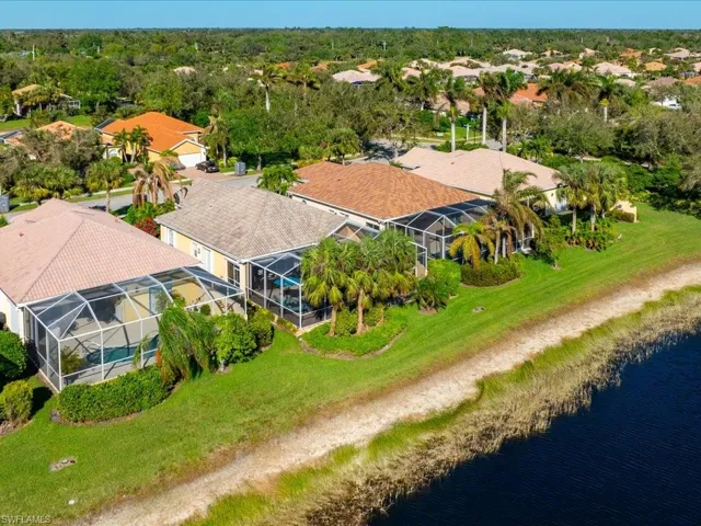 7654  Hernando  CT, Naples, FL 34114