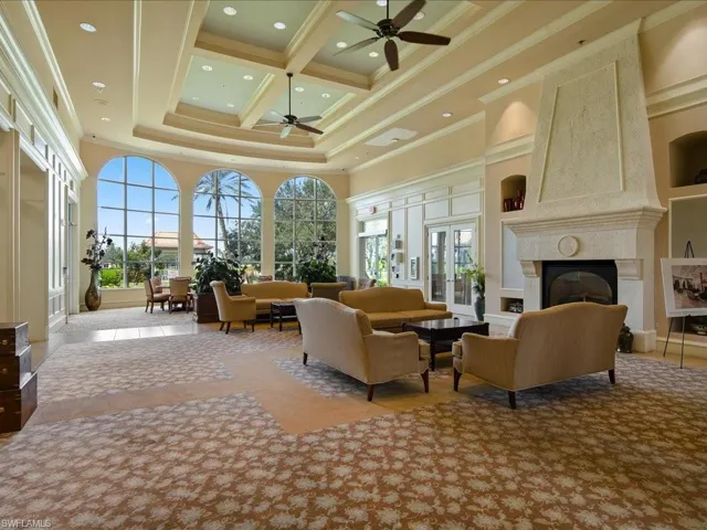 7654  Hernando  CT, Naples, FL 34114