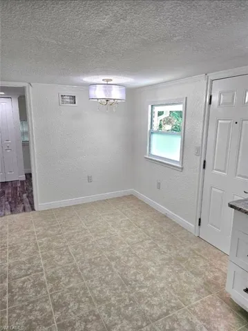 1130  Patterson  RD, Cape Coral, FL 33909