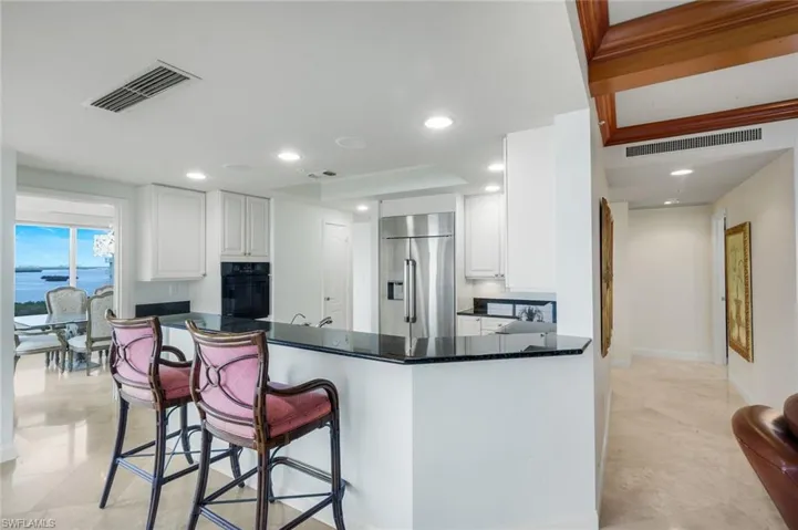 Breakfast Bar
