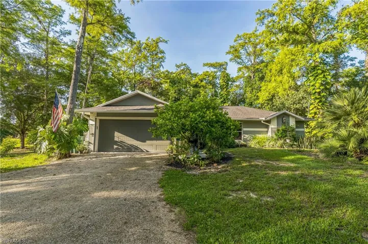 1440  14th NE AVE, Naples, FL 34120
